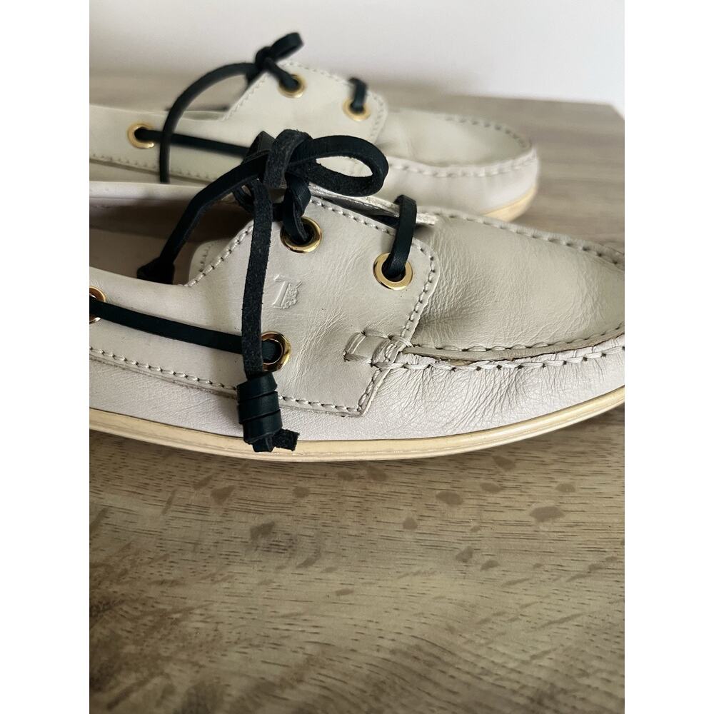 Tod’s ivory Leather loafers women Boat Shoe Flats Size 40 - Picture 4 of 11